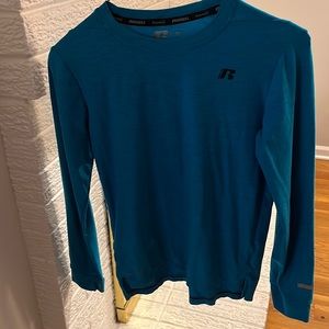 Boys Athletic Shirt Ling sleeve Size m (8)